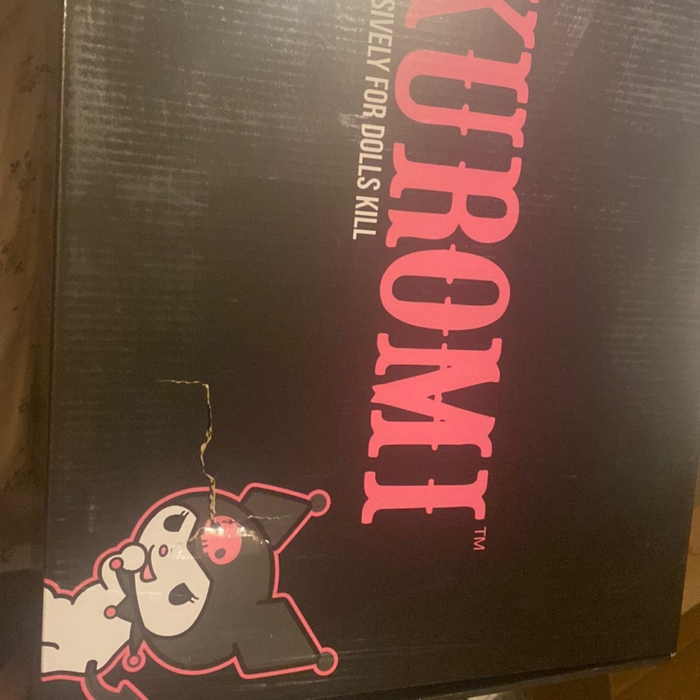 Dolls kill kruomi skates